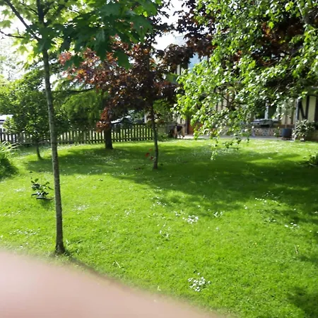 Avec Salle D'eau Privative Et Entree Independante Homestay Bernay (Eure)