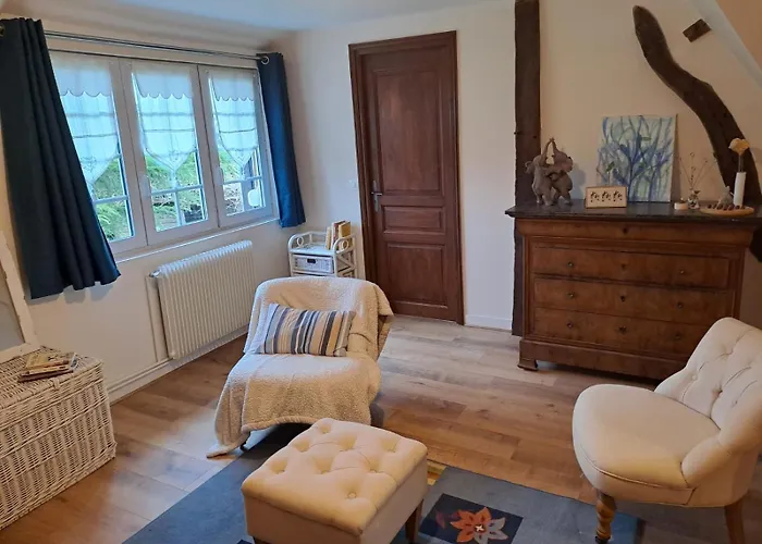 Проживание в семье Avec Salle D'eau Privative Et Entree Independante *